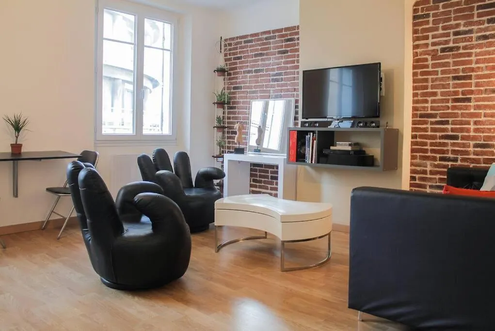 Fully Equipped Loft On The Old Port Apartment Marseille France